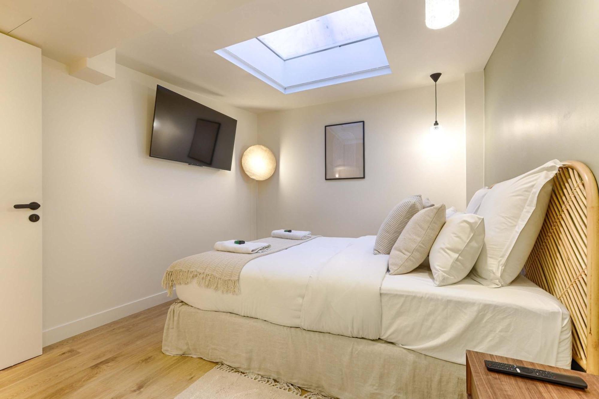 - Roquette - Marais Appartement
