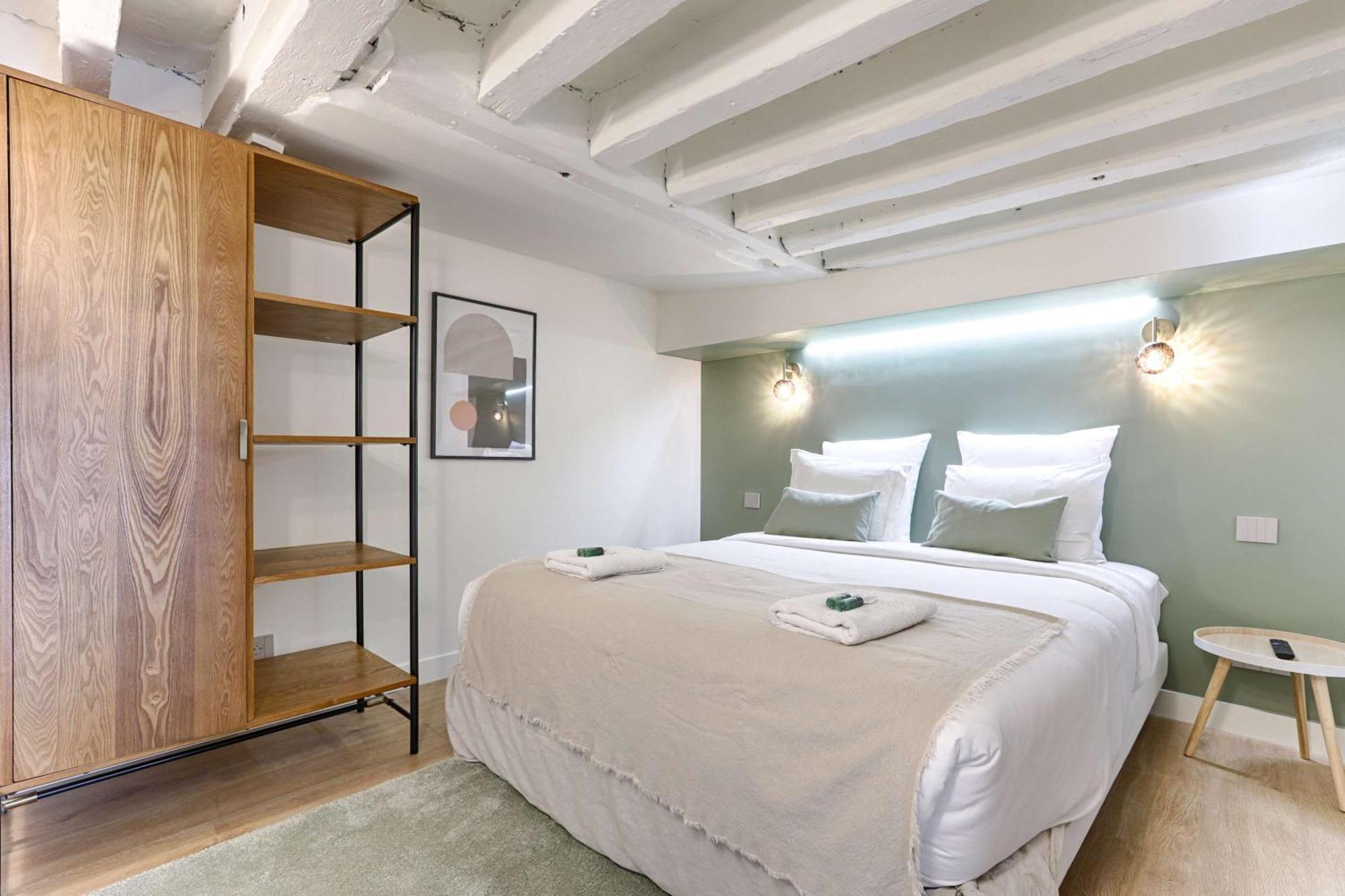 - Roquette - Marais Appartement Parijs