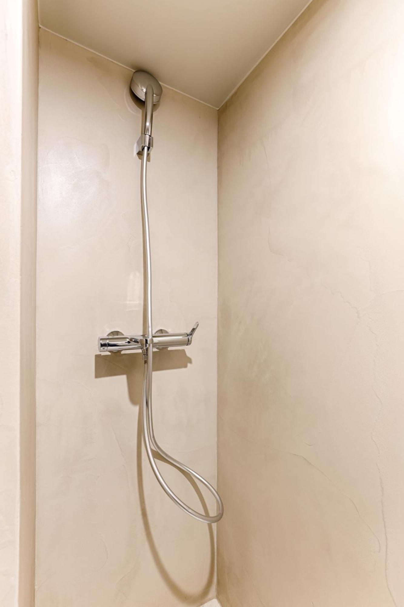 - Roquette - Marais Appartement *